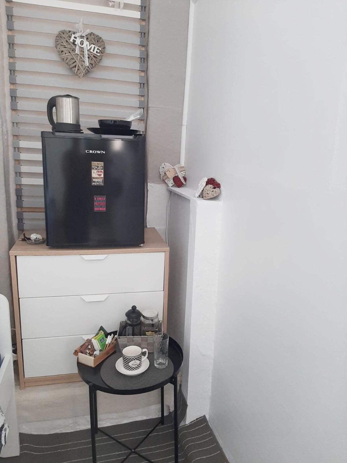 Apartamento Georgias House 7 Min From Athens Airport Artemida  Habitación foto